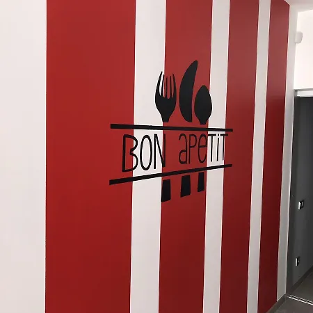 Bon Apetit Apartament Lviv Exterior photo