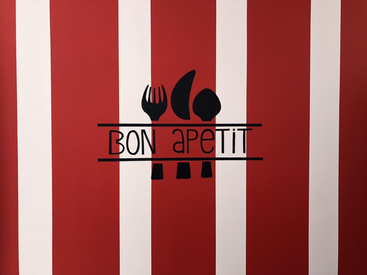 Bon Apetit